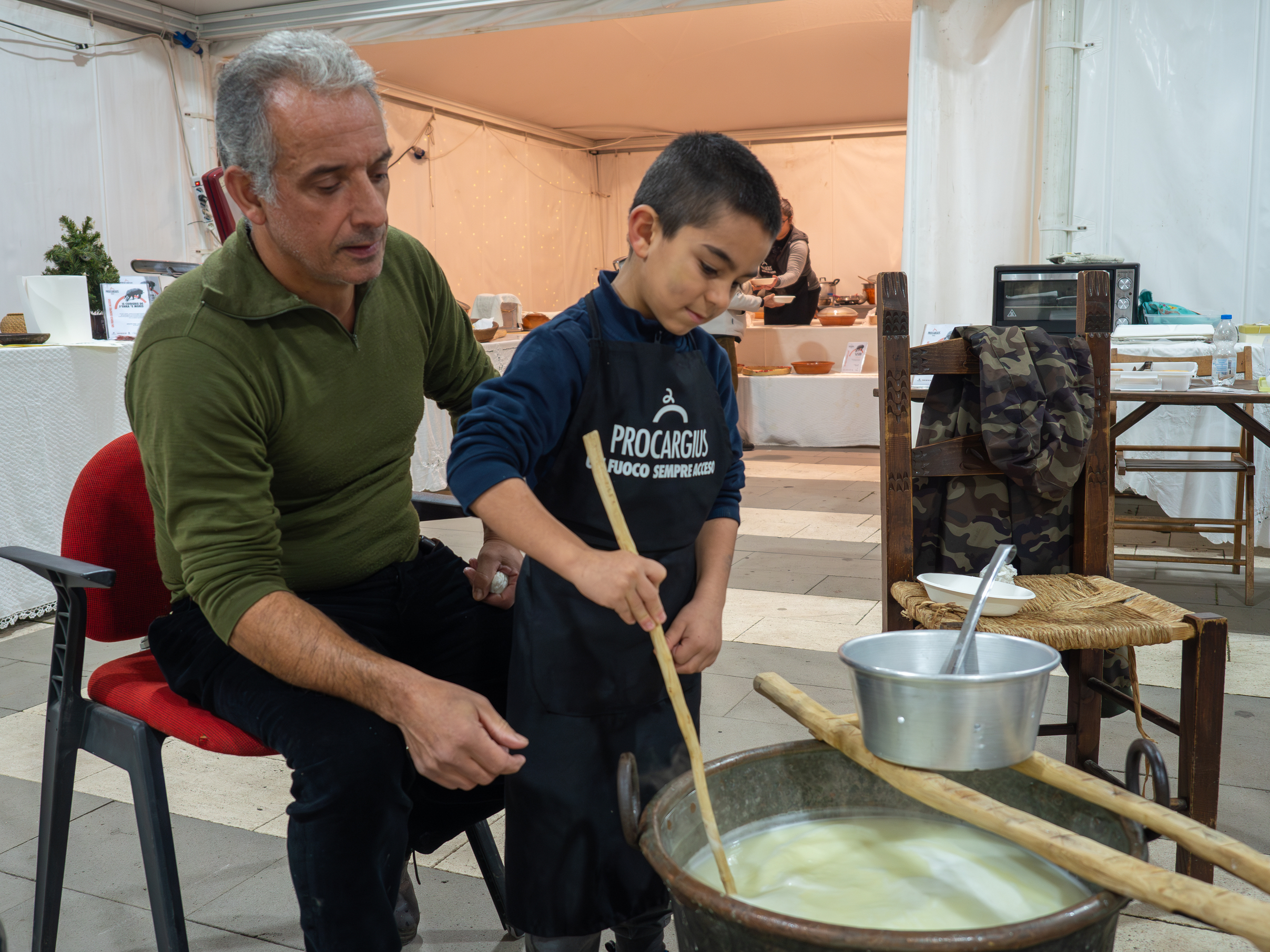 lavorazione del formaggio a Seulo